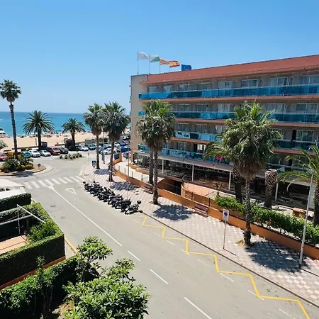 Lujoso Piso Enfrente De Playa De Fenals, 2 Terrazas *